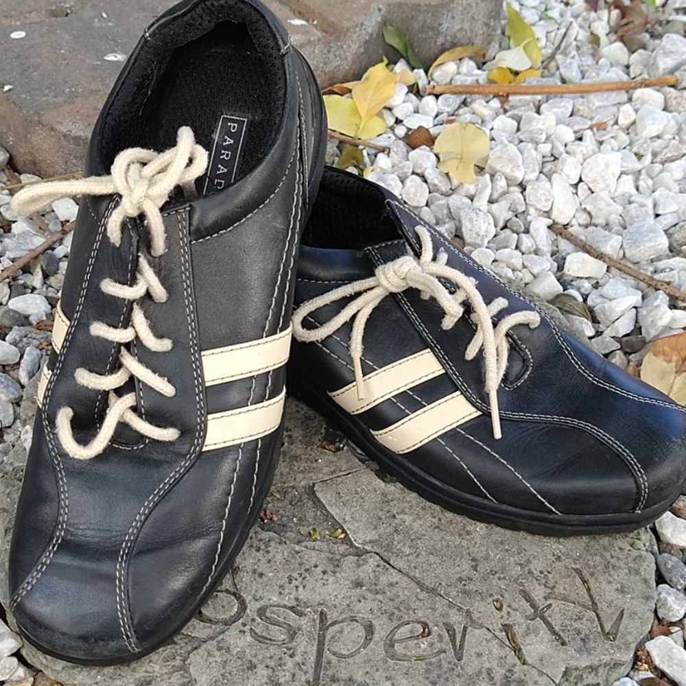 Parade dress sneakers